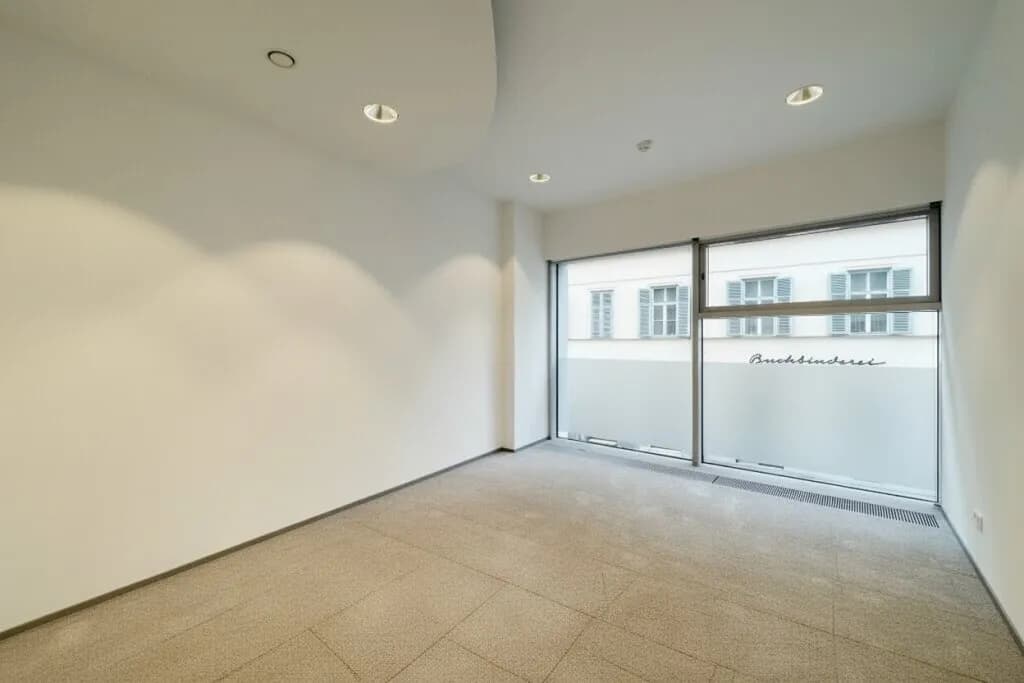 4-Zimmer-Gewerbeimmobilie mieten in Graz – 170 m², € 2.974 – Bild 5 von 12
