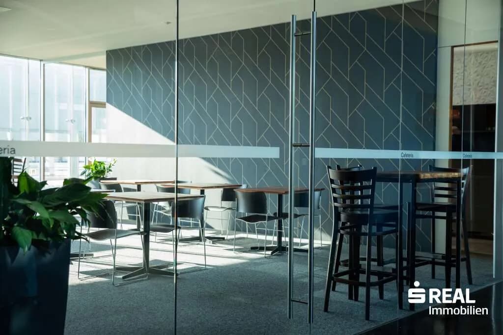 Gewerbeimmobilie mieten in Dornbirn – 55 m², € 21 – Bild 2 von 17