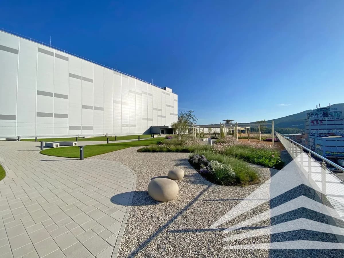 Gewerbeimmobilie mieten in Linz – 3 265 m², € 59.717 – Bild 12 von 17