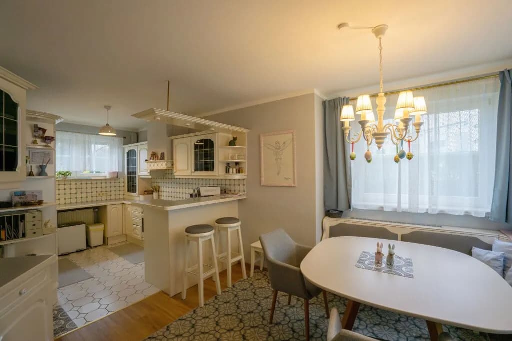 8-Zimmer-Immobilie kaufen in Wien – 254 m², € 1.560.000 – Bild 12 von 21
