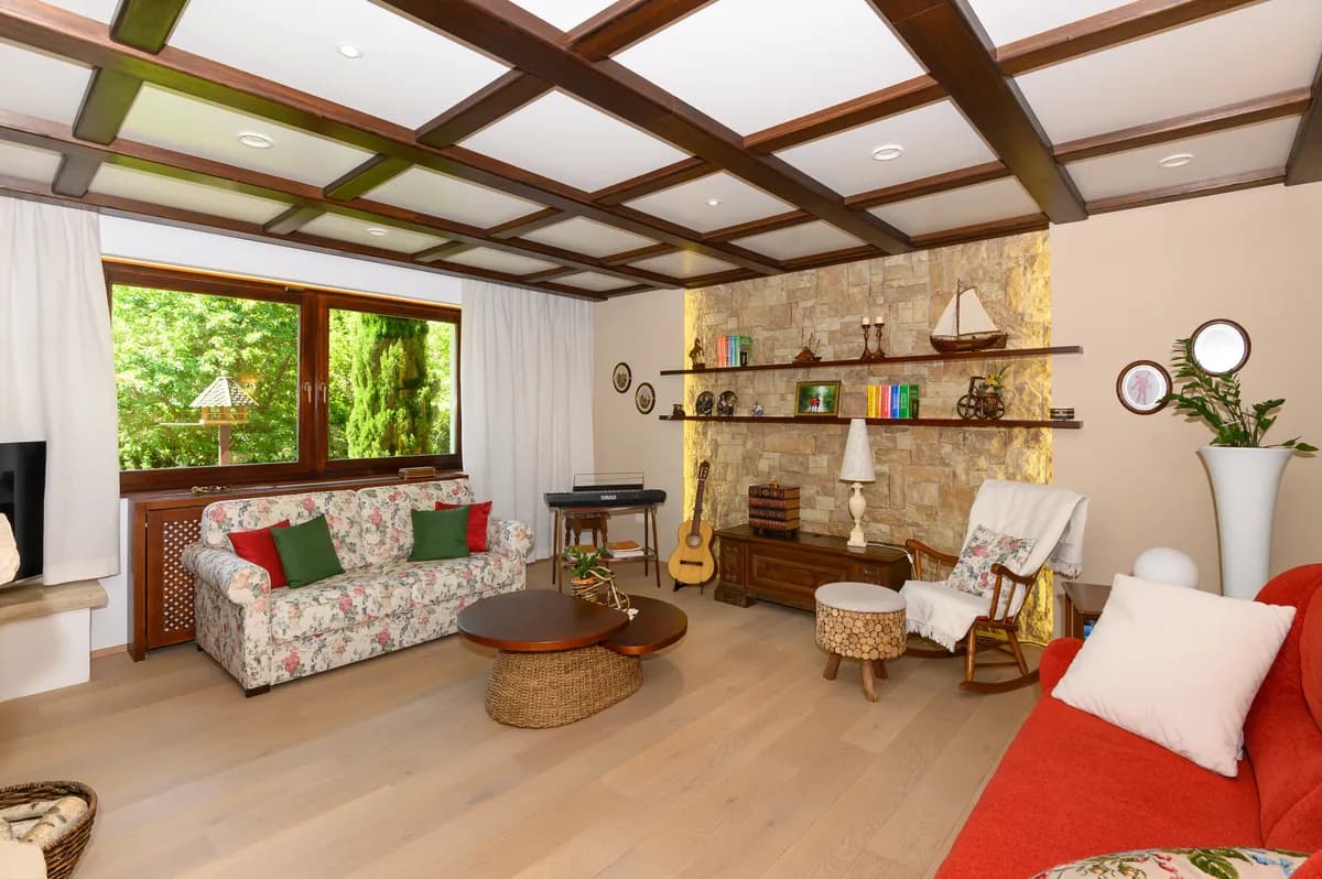 8-Zimmer-Haus kaufen in Baden – 290 m², € 935.000 – Bild 2 von 19