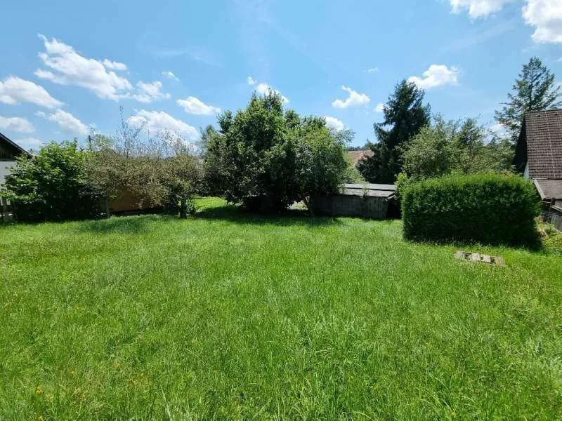 Grundstück kaufen in Graz – 1 302 m², € 550.000