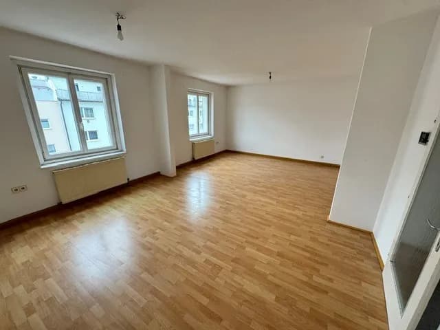 3-Zimmer-Wohnung mieten in Linz – 89,2 m², € 1.069
