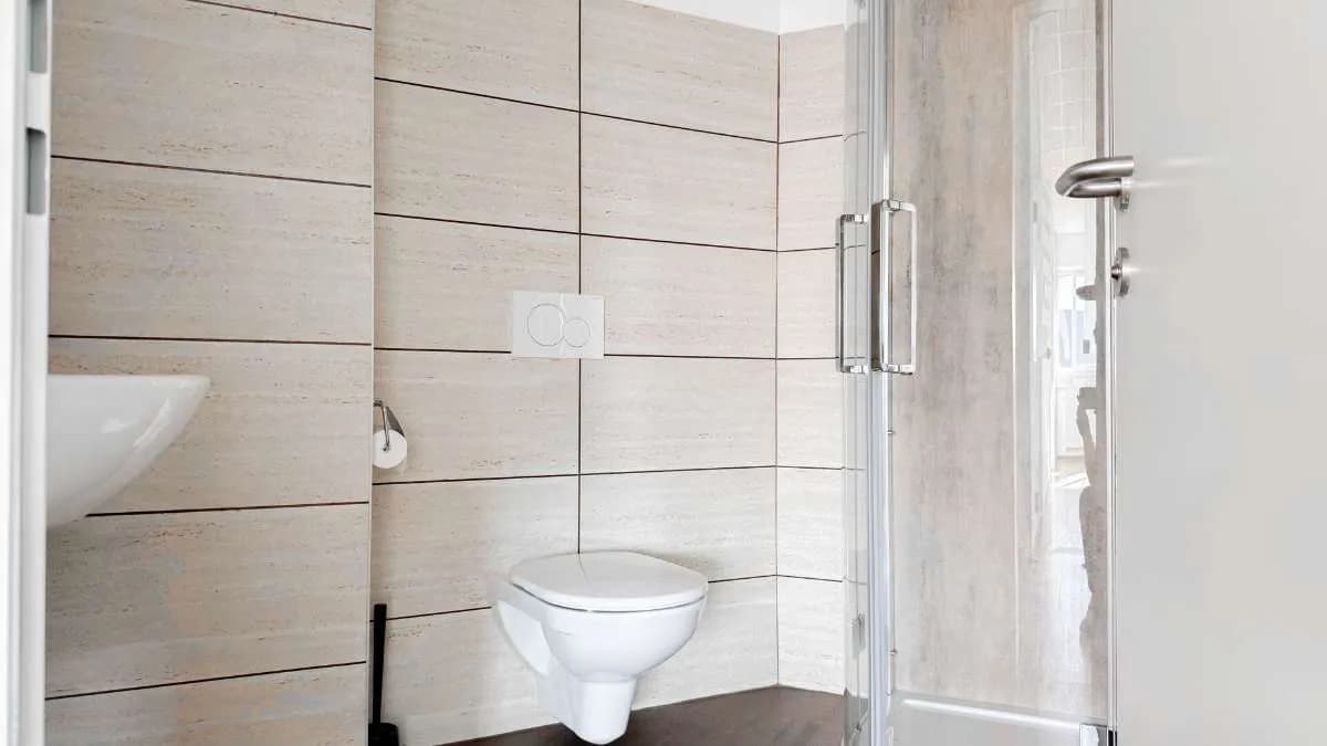 6-Zimmer-Gewerbeimmobilie mieten in Vöcklabruck – 161 m², € 2.633 – Bild 10 von 15