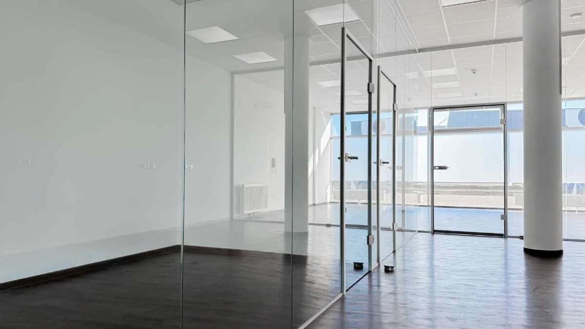 Gewerbeimmobilie mieten in Vöcklabruck – 75 m², € 1.227 – Bild 2 von 11