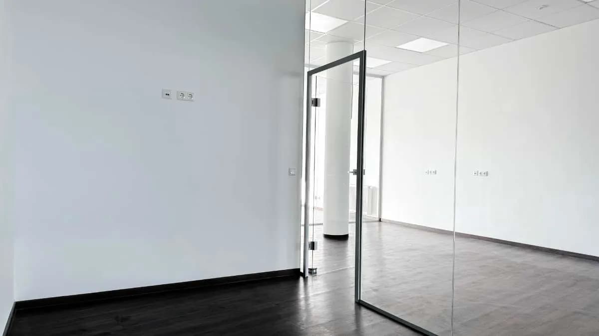 Gewerbeimmobilie mieten in Vöcklabruck – 75 m², € 1.227 – Bild 4 von 11