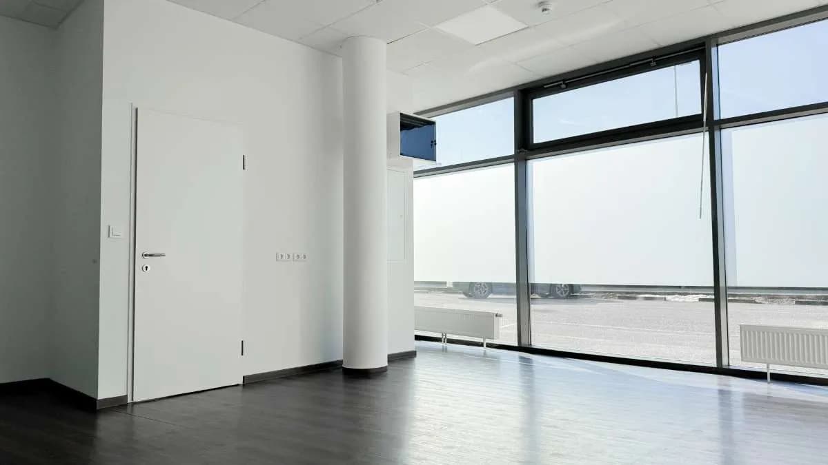 Gewerbeimmobilie mieten in Vöcklabruck – 75 m², € 1.227 – Bild 6 von 11
