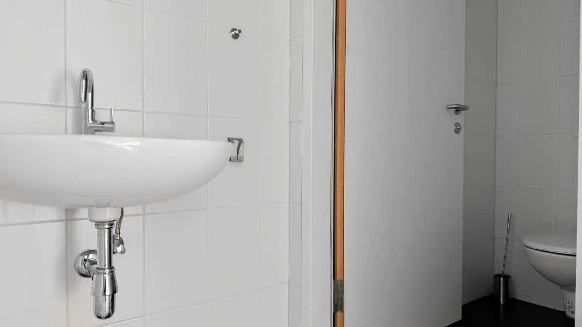 Gewerbeimmobilie mieten in Vöcklabruck – 75 m², € 1.227 – Bild 8 von 11