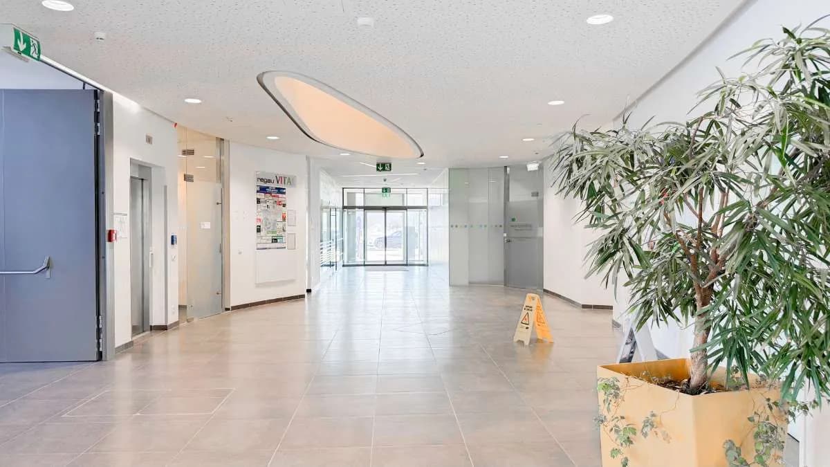Gewerbeimmobilie mieten in Vöcklabruck – 75 m², € 1.227 – Bild 9 von 11