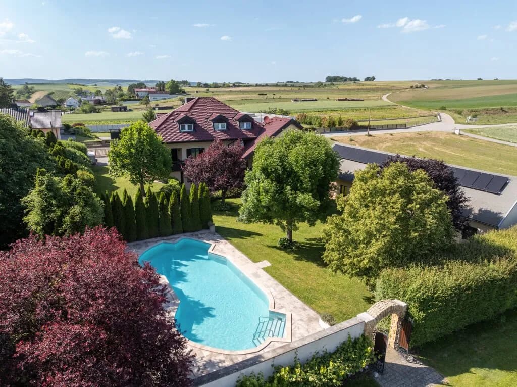 6-Zimmer-Haus kaufen in Mistelbach – 366 m², € 1.999.000 – Bild 3 von 33