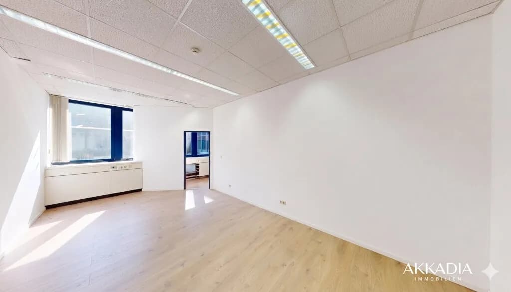 10-Zimmer-Gewerbeimmobilie mieten in Mödling – 479 m², € 7.575 – Bild 18 von 20