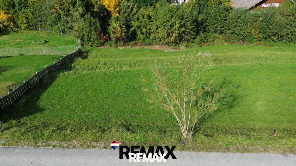 Grundstück kaufen in Vöcklabruck – 607 m², € 364.000 – Bild 4 von 11