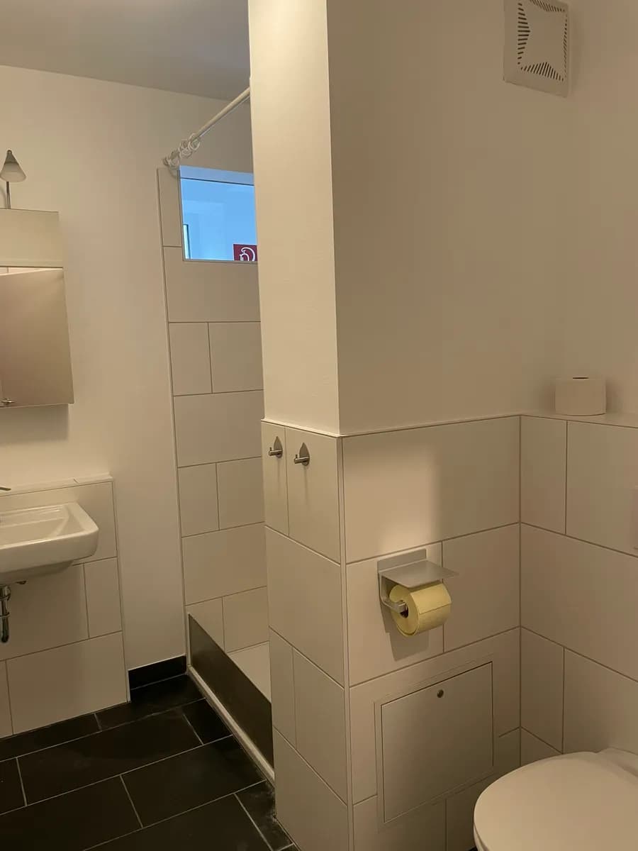 1-Zimmer-Wohnung mieten in Linz – 334 m², € 553 – Bild 5 von 10