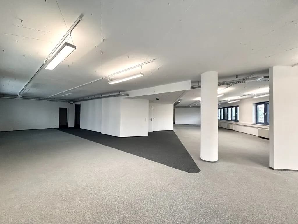 Gewerbeimmobilie mieten in Wien – 2 446 m², € 30.088 – Bild 12 von 29