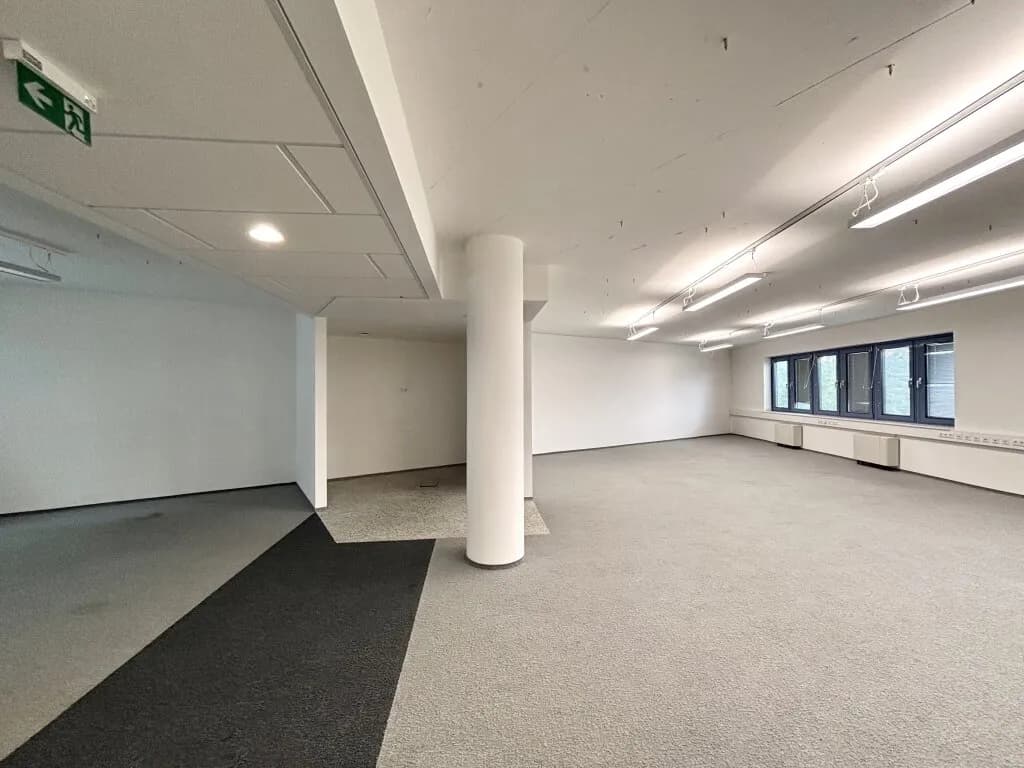 Gewerbeimmobilie mieten in Wien – 2 446 m², € 30.088 – Bild 16 von 29