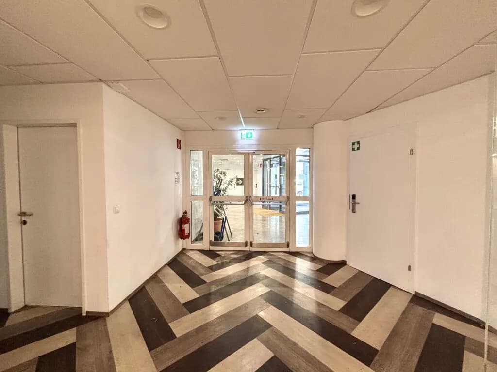 Gewerbeimmobilie mieten in Wien – 1 119 m², € 13.768 – Bild 10 von 38