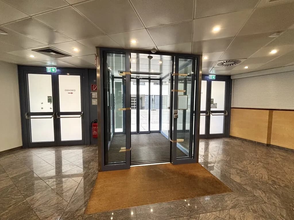 Gewerbeimmobilie mieten in Wien – 1 119 m², € 13.768 – Bild 18 von 38