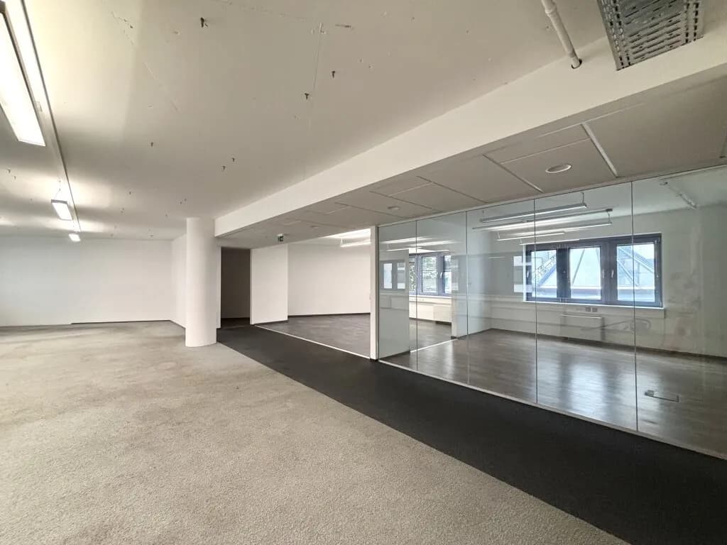 Gewerbeimmobilie mieten in Wien – 1 119 m², € 13.768 – Bild 31 von 38