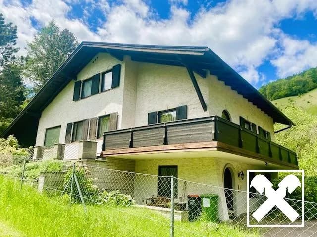 8-Zimmer-Haus kaufen in Neunkirchen – 186 m², € 478.000 – Bild 2 von 25