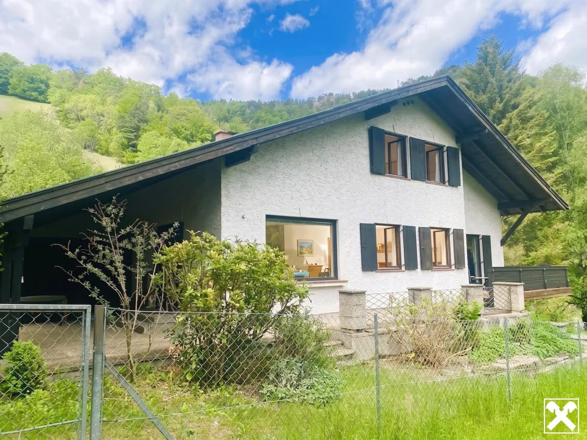8-Zimmer-Haus kaufen in Neunkirchen – 186 m², € 478.000 – Bild 3 von 25