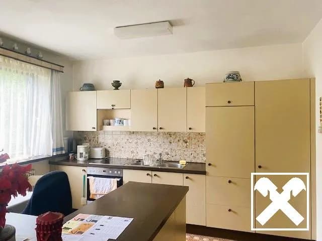 8-Zimmer-Haus kaufen in Neunkirchen – 186 m², € 478.000 – Bild 9 von 25