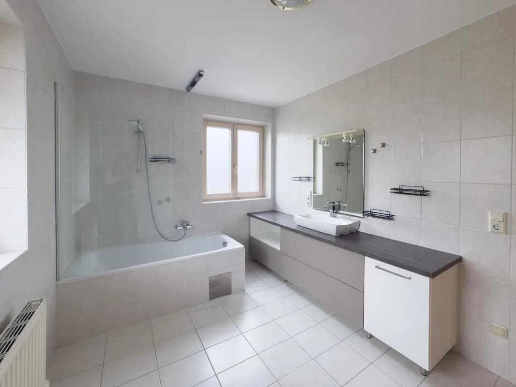3-Zimmer-Wohnung mieten in Hallein – 102 m², € 1.490 – Bild 7 von 10