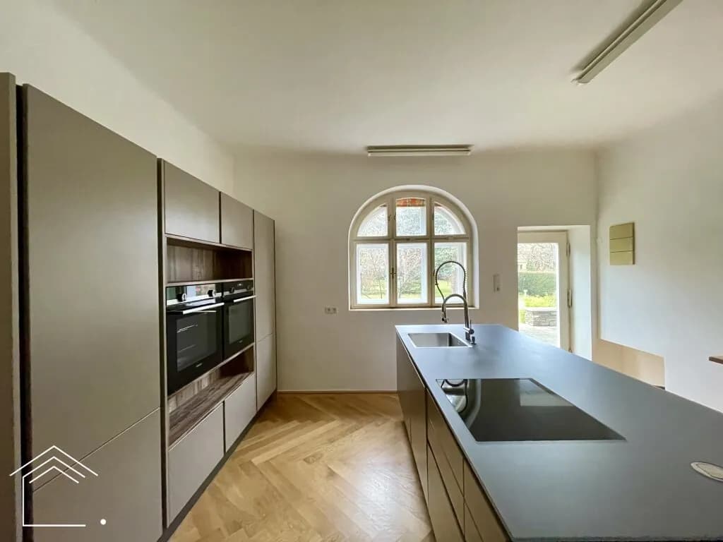 8-Zimmer-Haus mieten in Wien – 408 m², € 8.490 – Bild 3 von 48
