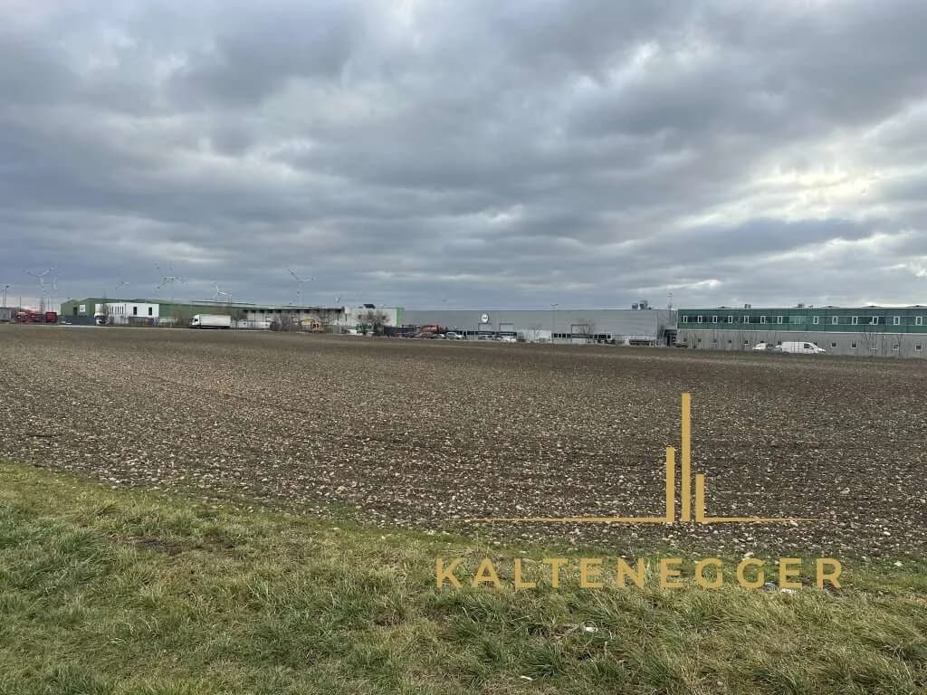 Gewerbeimmobilie kaufen in Neusiedl am See – 11 740 m², € 1.995.800