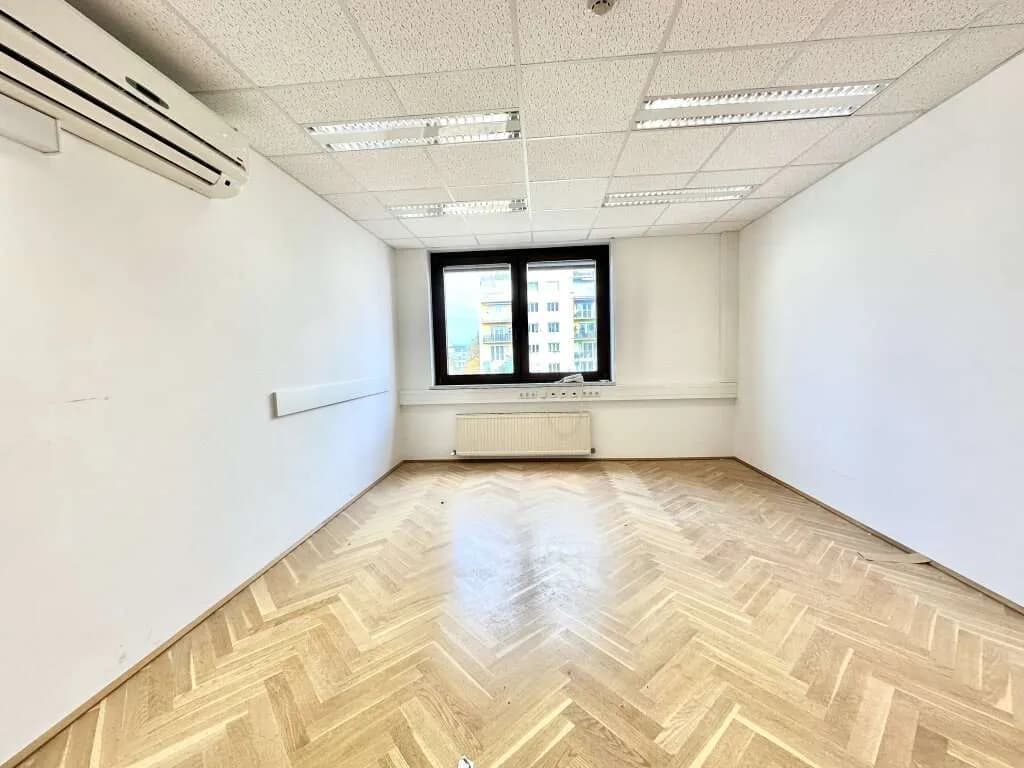 Gewerbeimmobilie mieten in Graz – 906 m², € 9 – Bild 6 von 14