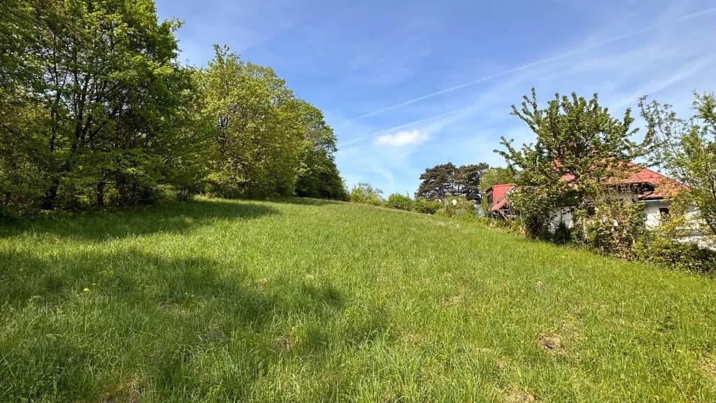 Grundstück kaufen in Tulln – 2 094 m², € 1.490.000