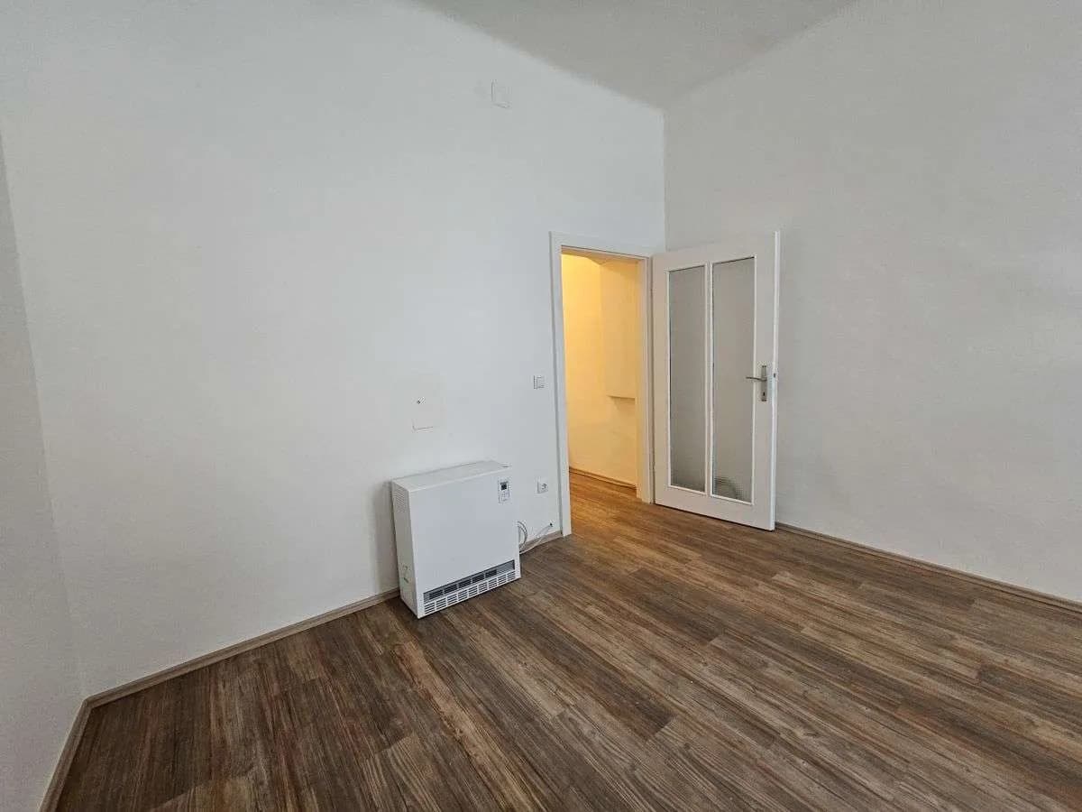 2-Zimmer-Gewerbeimmobilie mieten in Wien – 77 m², € 870 – Bild 4 von 12