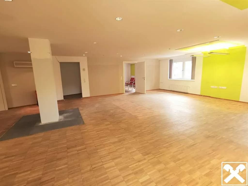 2-Zimmer-Gewerbeimmobilie mieten in Kufstein – 113 m², € 1.300 – Bild 3 von 9