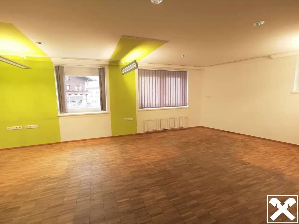 2-Zimmer-Gewerbeimmobilie mieten in Kufstein – 113 m², € 1.300 – Bild 4 von 9