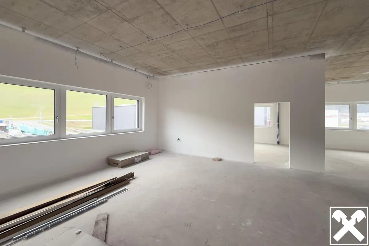 1-Zimmer-Gewerbeimmobilie mieten in Vöcklabruck – € 2.025 – Bild 2 von 9
