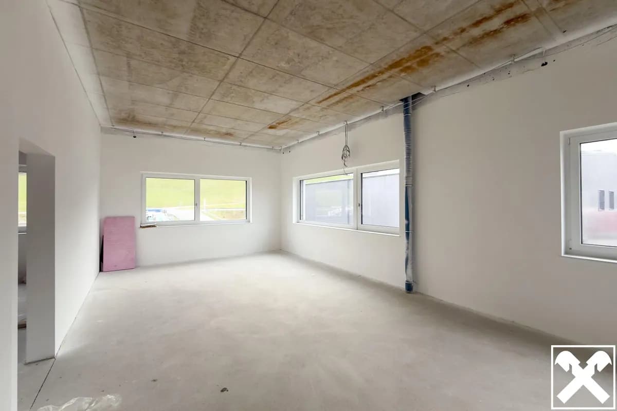 1-Zimmer-Gewerbeimmobilie mieten in Vöcklabruck – € 2.025 – Bild 3 von 9