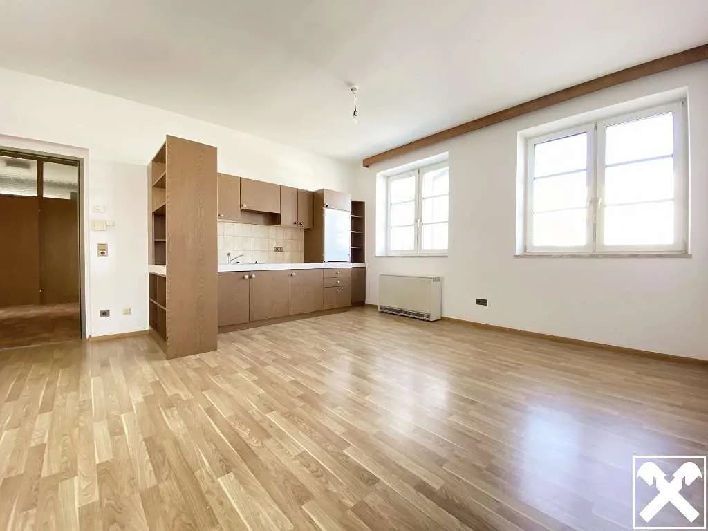 Gewerbeimmobilie mieten in Wels-Land – 90 m², € 792 – Bild 2 von 4