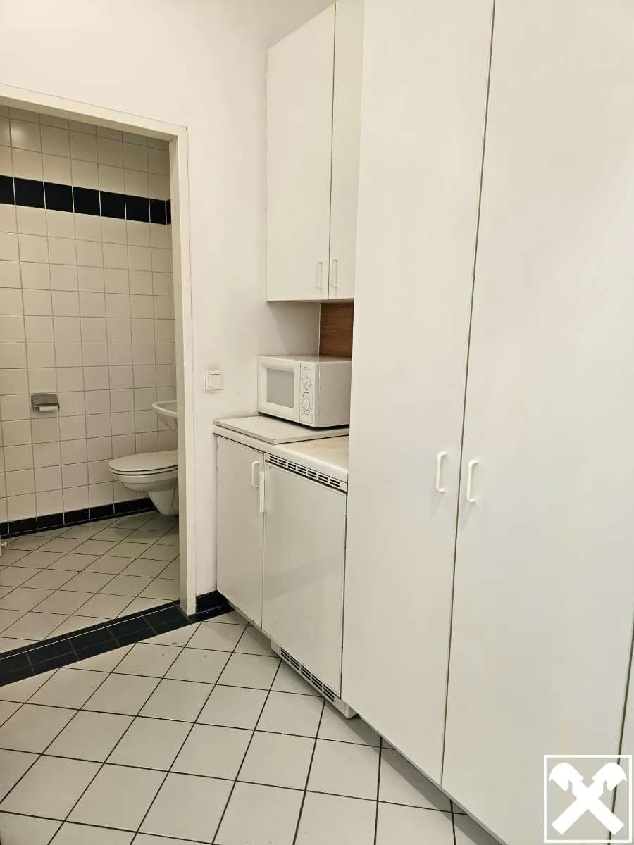 Gewerbeimmobilie mieten in Linz – 107 m², € 1.458 – Bild 3 von 8