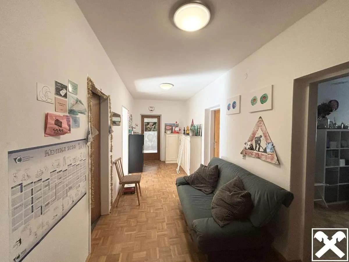5-Zimmer-Wohnung kaufen in Innsbruck – 100 m², € 545.000 – Bild 10 von 13