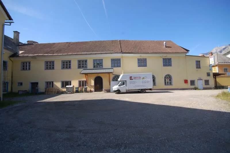 Haus kaufen in Villach Land – 500 m², € 800.000 – Bild 8 von 22