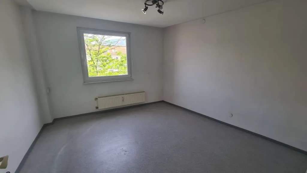 6-Zimmer-Gewerbeimmobilie mieten in Villach – 152 m², € 1.875 – Bild 3 von 16
