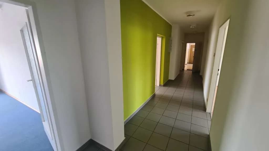 6-Zimmer-Gewerbeimmobilie mieten in Villach – 152 m², € 1.875 – Bild 7 von 16