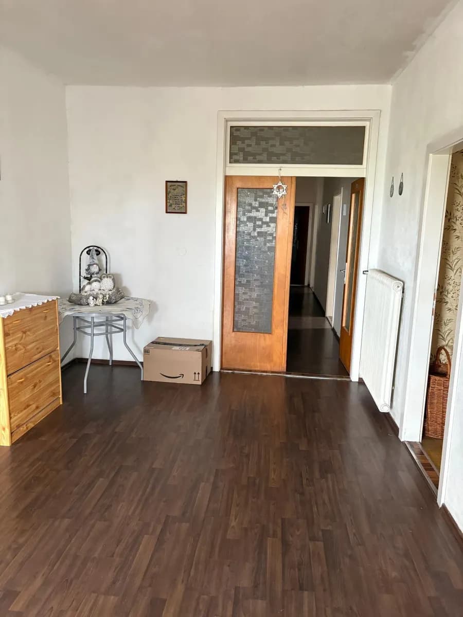 11-Zimmer-Haus kaufen in Eisenstadt - Umgebung – 331 m², € 455.000 – Bild 2 von 10