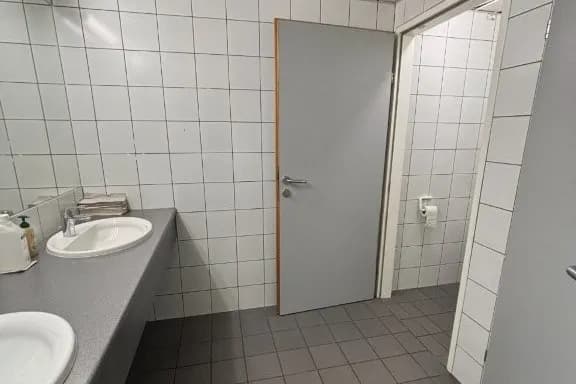 Gewerbeimmobilie mieten in Wien – € 17 – Bild 11 von 12