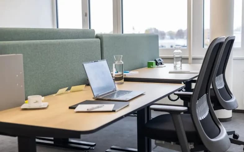 Gewerbeimmobilie mieten in Wien – 1 250 m² – Bild 1 von 7