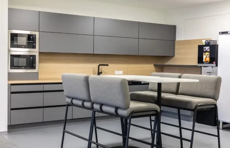 Gewerbeimmobilie mieten in Wien – 1 250 m² – Bild 3 von 7