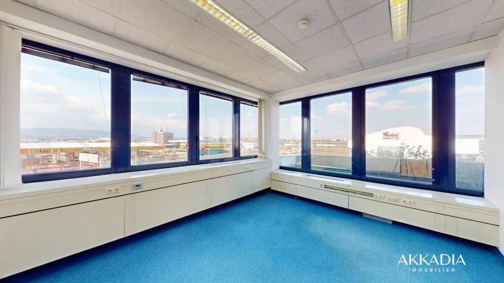6-Zimmer-Gewerbeimmobilie mieten in Mödling – 238 m², € 4.017 – Bild 3 von 12