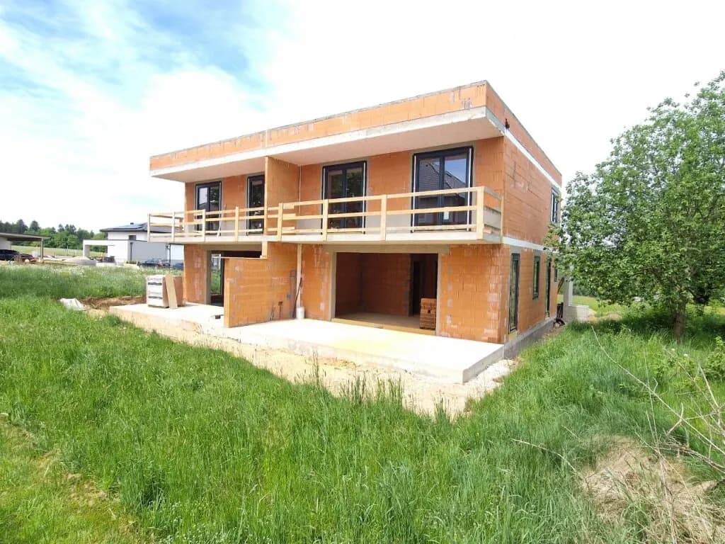 4-Zimmer-Haus kaufen in Vöcklabruck – 120,94 m², € 538.000 – Bild 1 von 21