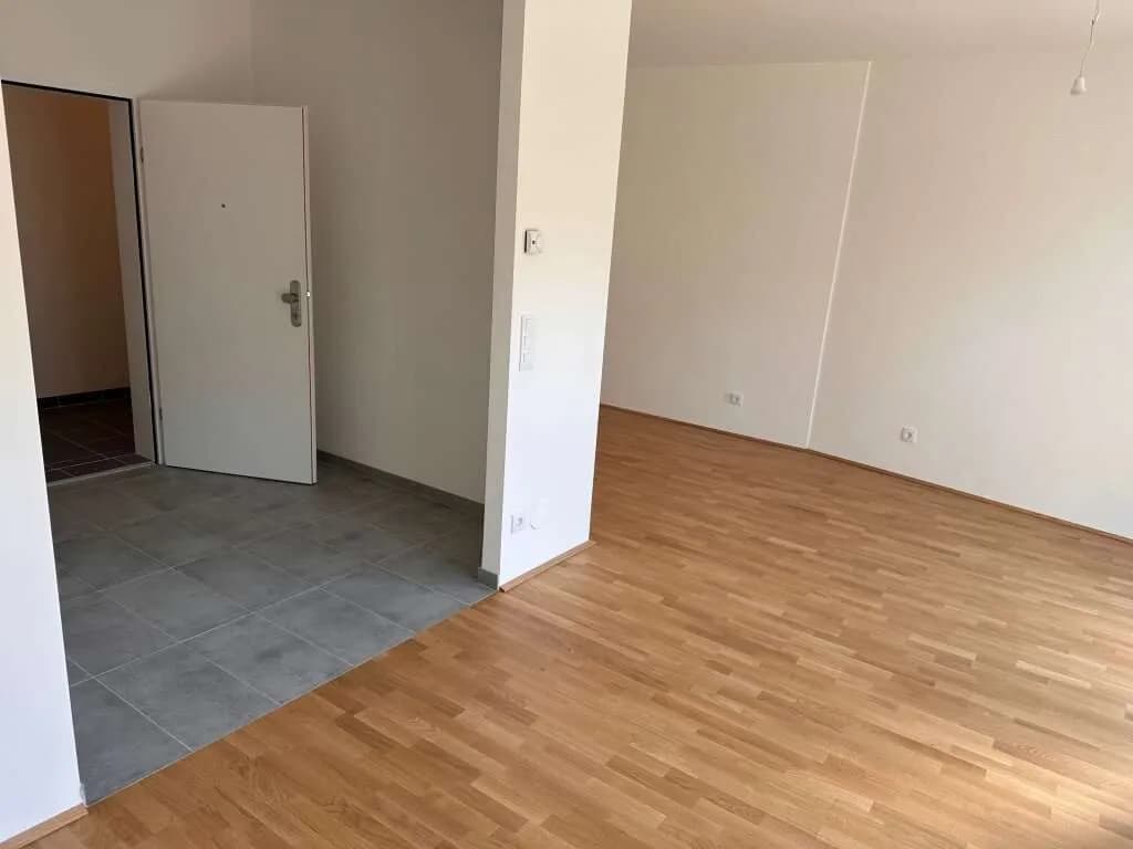 1-Zimmer-Gewerbeimmobilie mieten in Tulln – 36 m², € 458 – Bild 10 von 16