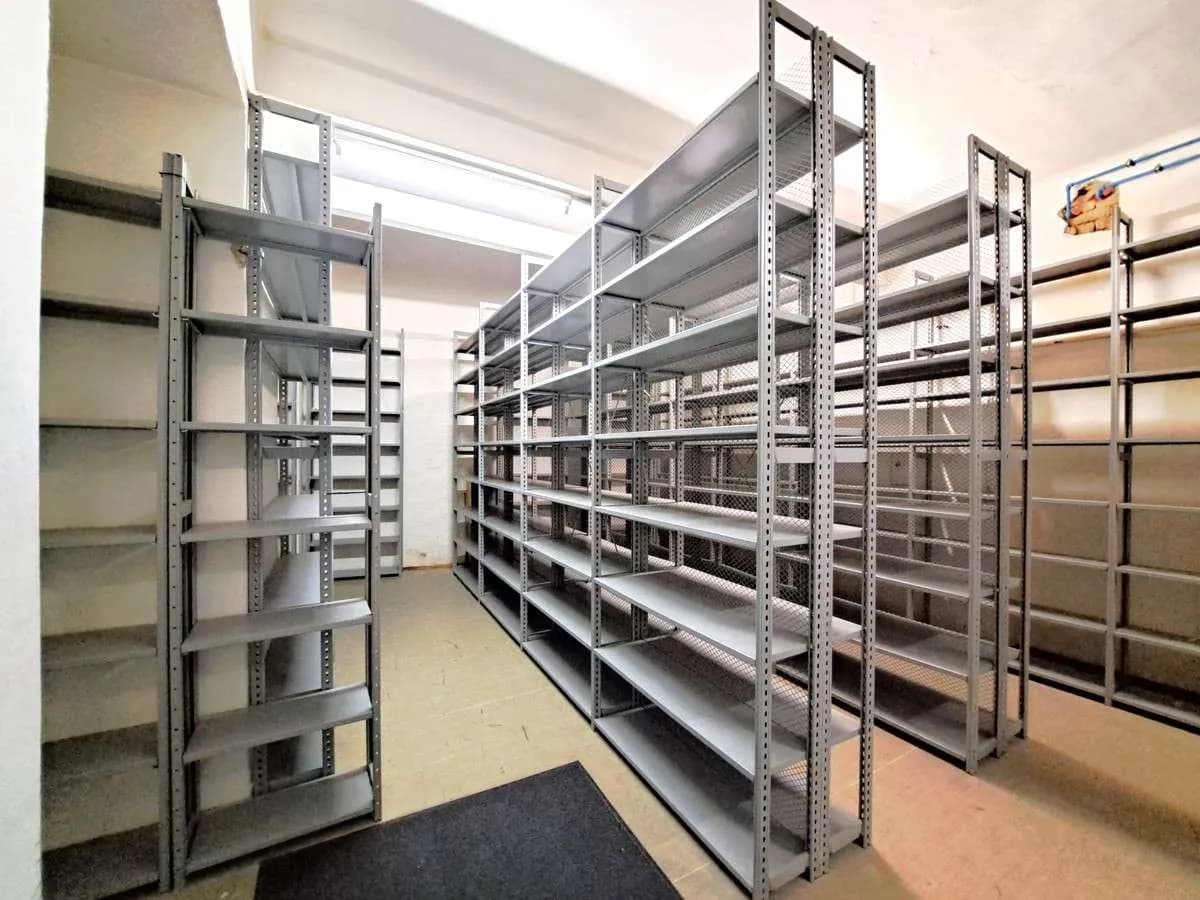 Gewerbeimmobilie mieten in Wien – 284 m², € 17 – Bild 9 von 12