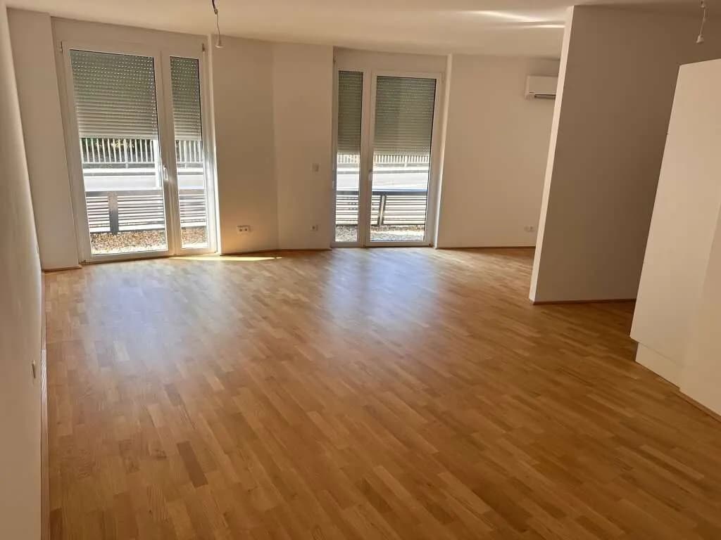 1-Zimmer-Gewerbeimmobilie mieten in Tulln – 42 m², € 582 – Bild 3 von 16